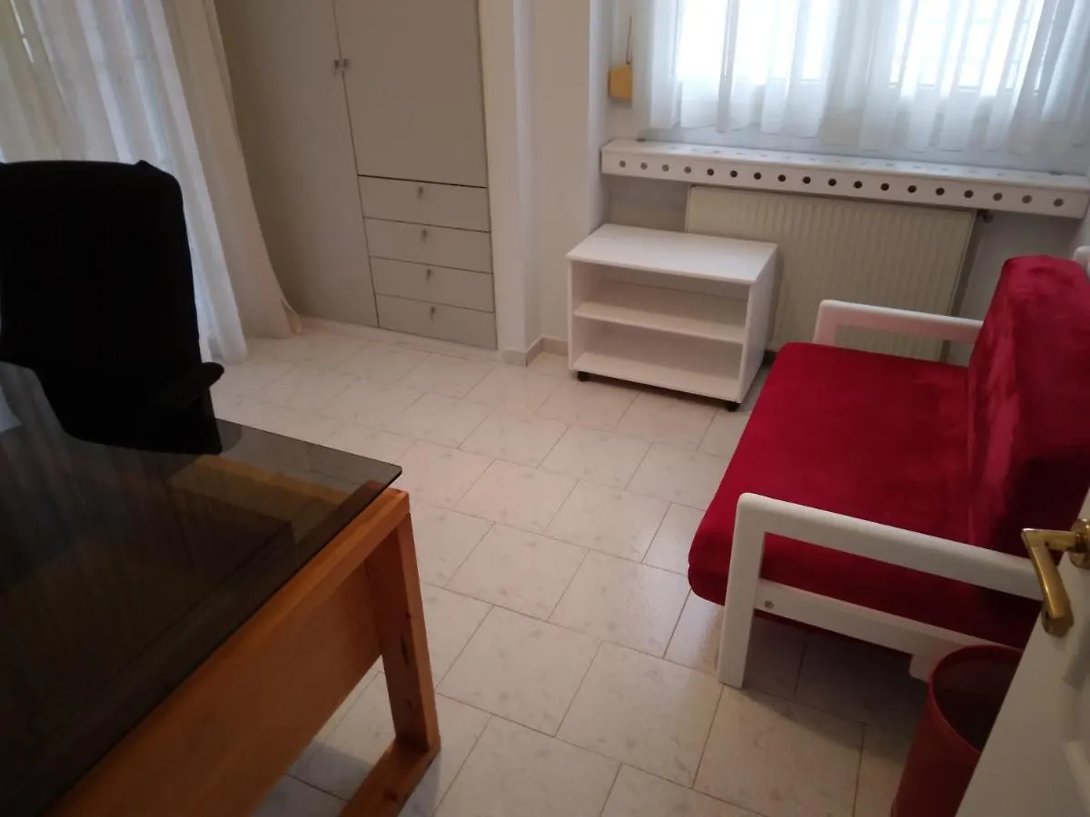 Villa In Panorama, Thessaloniki, With A Swimming Pool. Host: Mr. George
