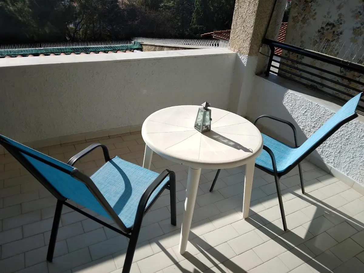 Villa In Panorama, Thessaloniki, With A Swimming Pool. Host: Mr. George  Thessaloniki